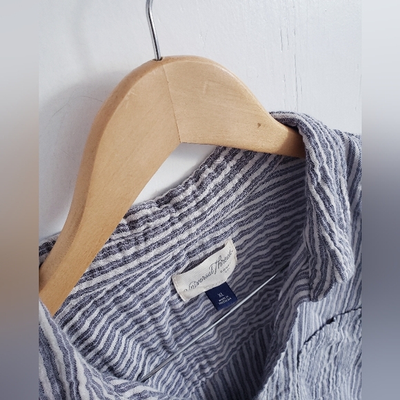 Universal Thread Striped Muslin-Texture Long Sleeve Button Up Womens XL - Picture 2 of 6